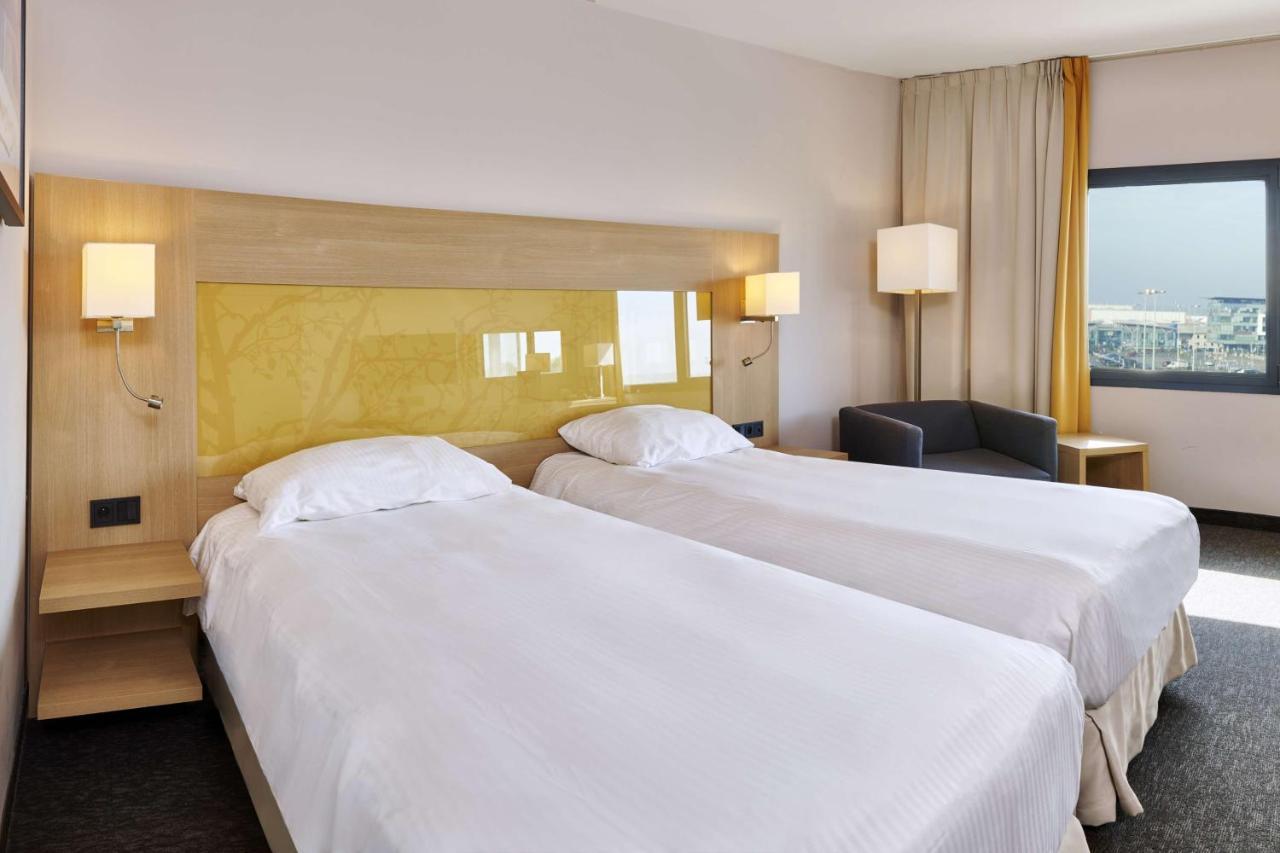 Park Inn By Radisson Liege Airport Grace-Hollogne Exterior foto