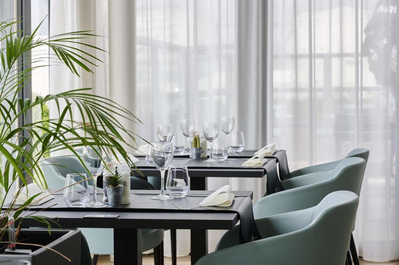 Park Inn By Radisson Liege Airport Grace-Hollogne Exterior foto