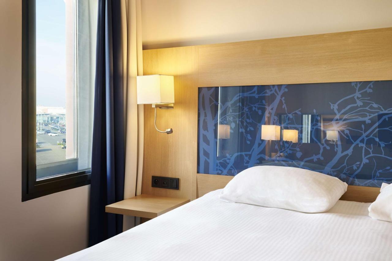 Park Inn By Radisson Liege Airport Grace-Hollogne Exterior foto
