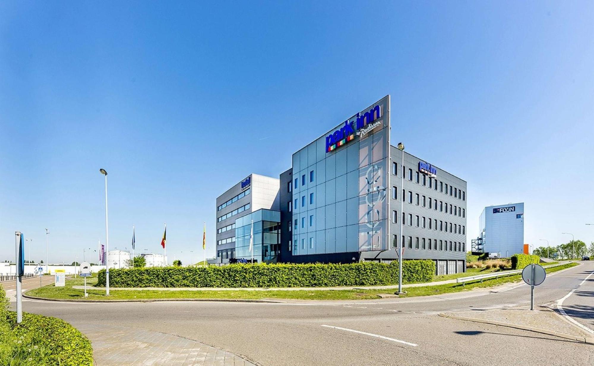 Park Inn By Radisson Liege Airport Grace-Hollogne Exterior foto